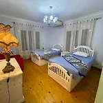 شقه مفروشه للإيجار بالمهندسين تفرعات شارع جامعة الدول العربيه